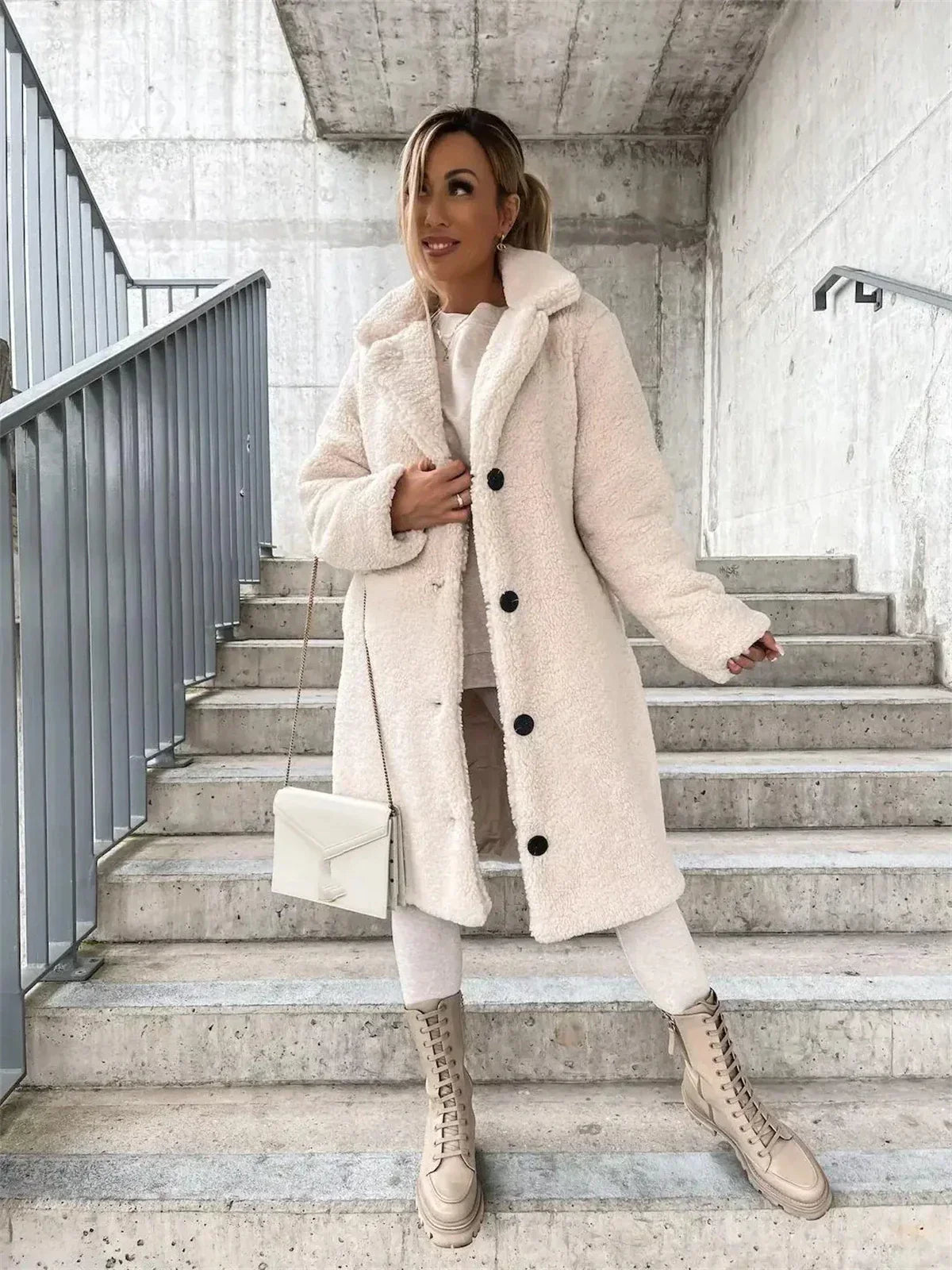 JANA | ELEGANT TEDDY WOOL COAT