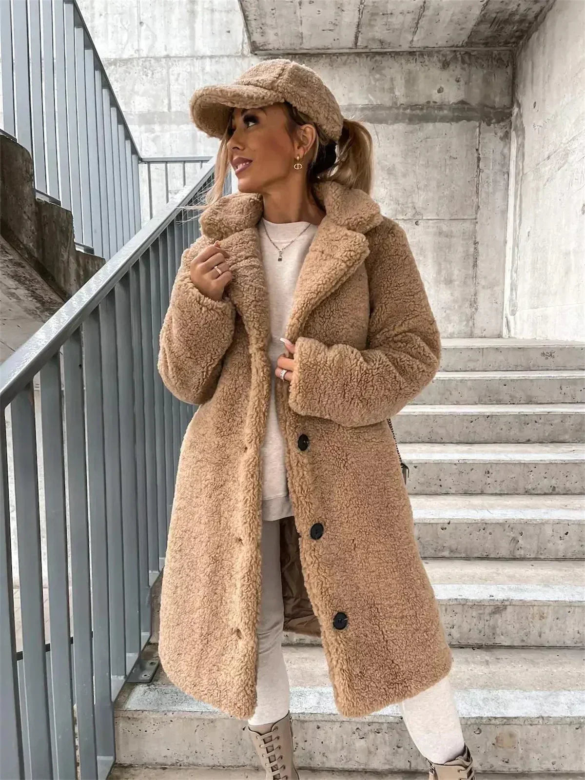 JANA | ELEGANT TEDDY WOOL COAT