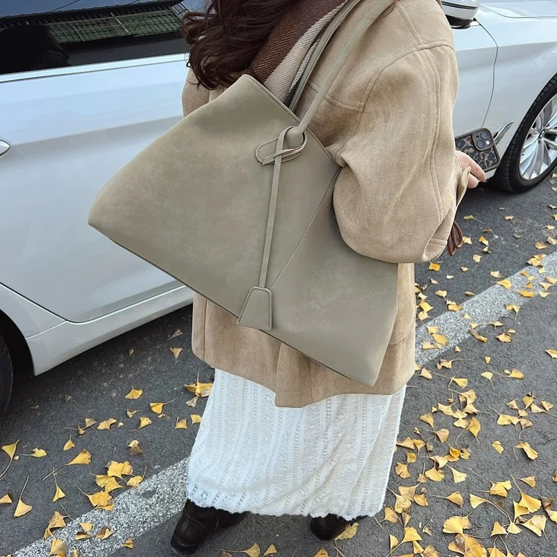 KARRO | SUEDE MAXI BAG